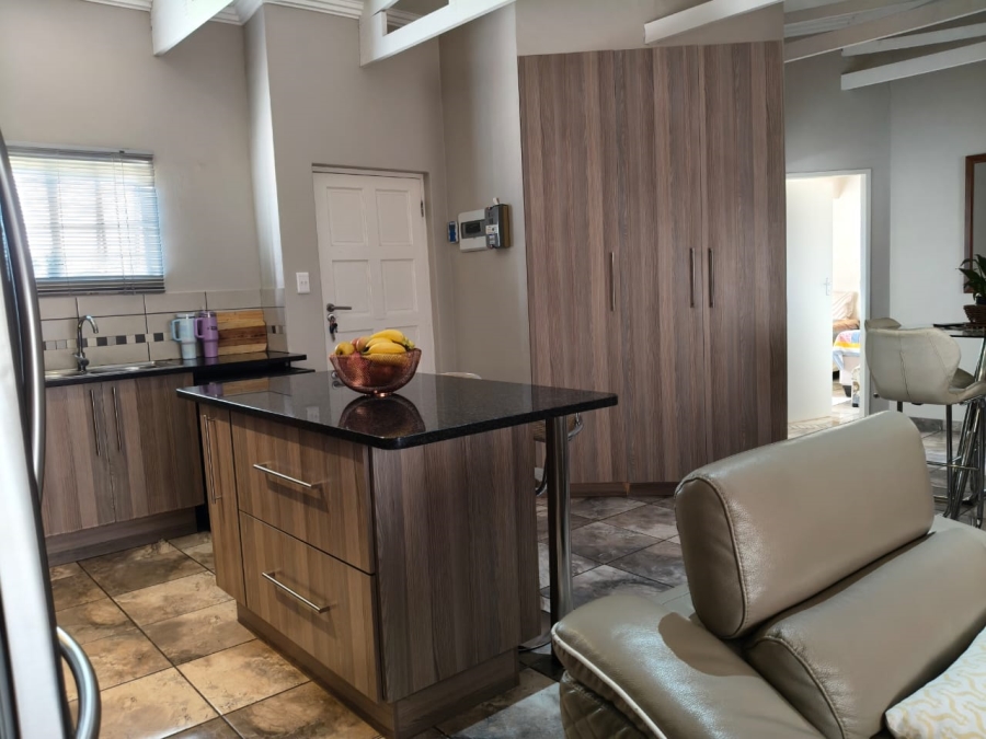 3 Bedroom Property for Sale in Waterval East North West